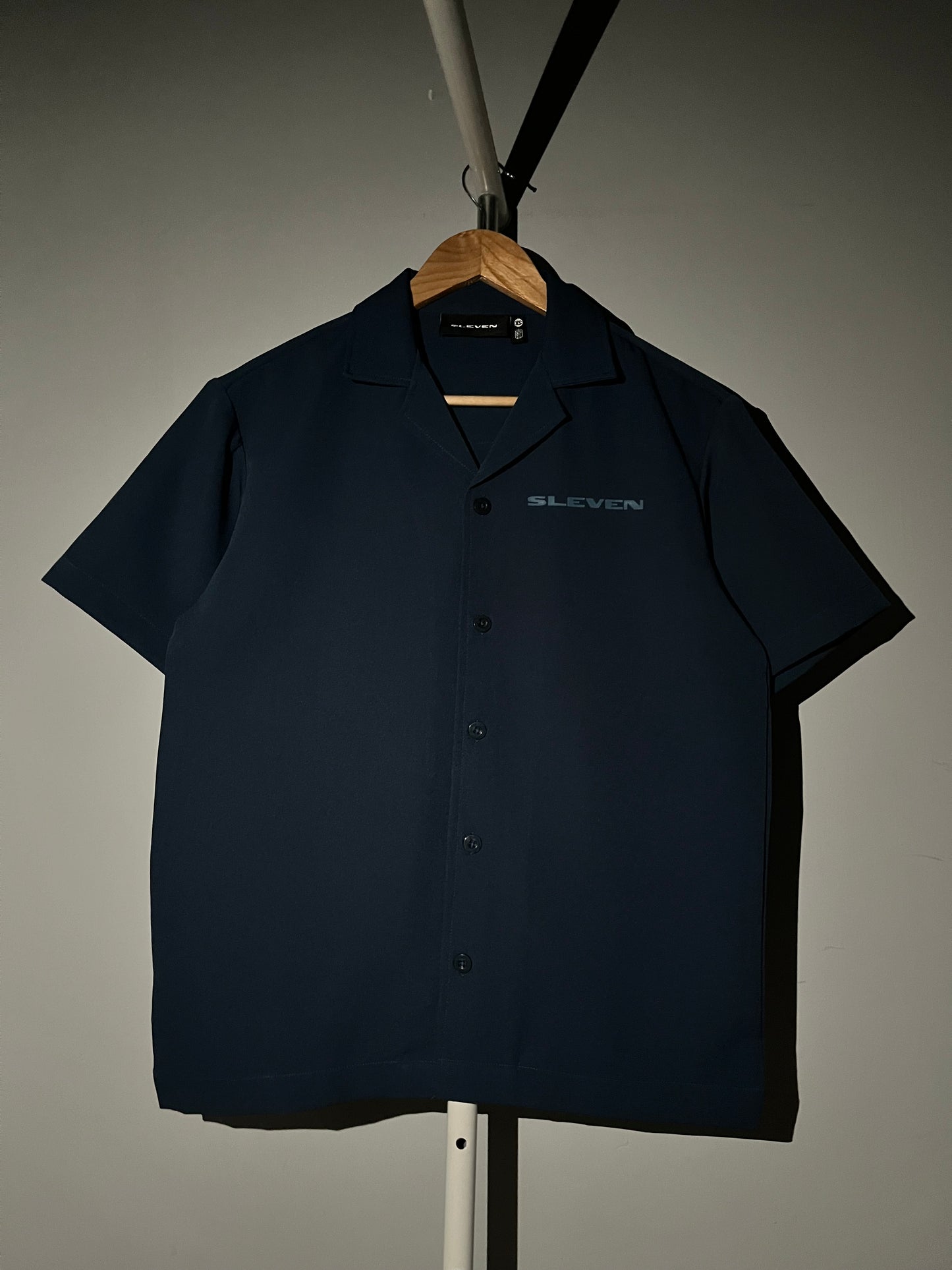 FALLEN YET FREE BOWLING SHIRT (NAVY)
