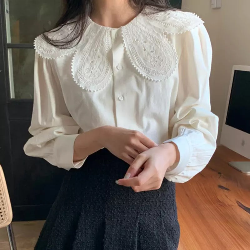 Fiona Peter Pan Collar Blouse (White)