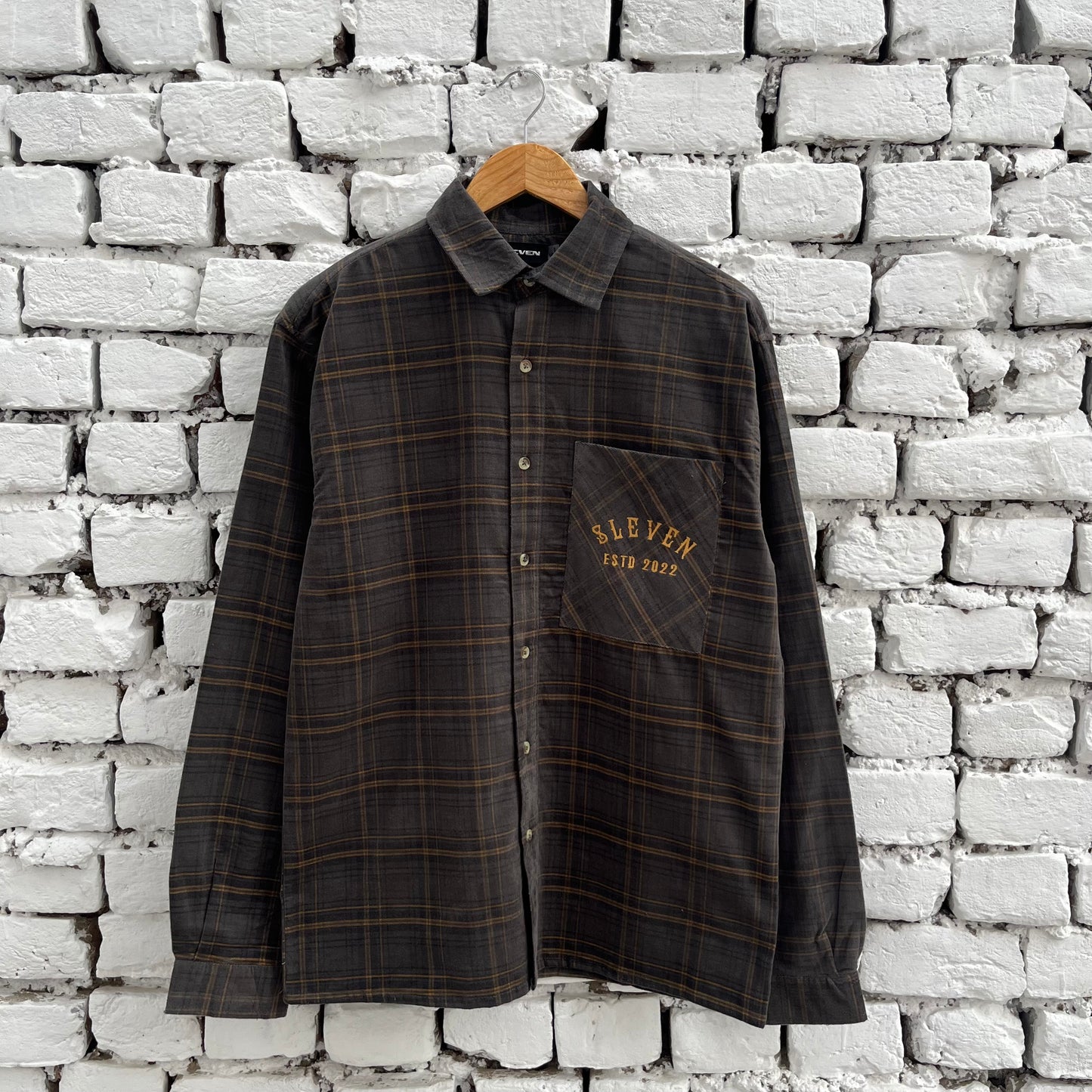 SLEVEN SELECTIVE’S CORDUROY SHIRT (OAKWOOD)