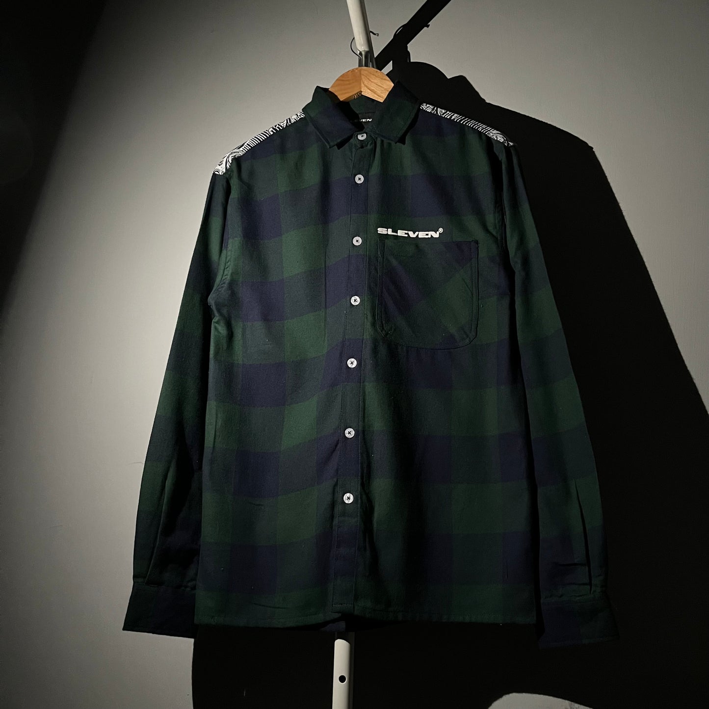 GOTHINK FLANNEL SHIRT (GREEN-NAVY)