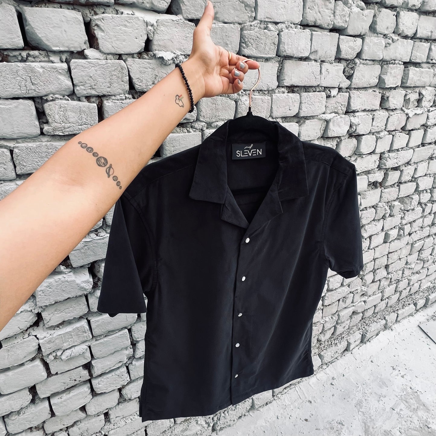 OFF BEAT LUXE CORDUROY SHIRT (BLACK)